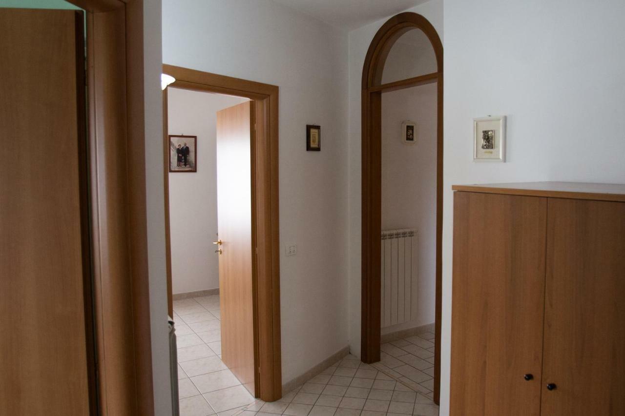 La Casa Del Gelso Fiorito Appartement Eboli Buitenkant foto