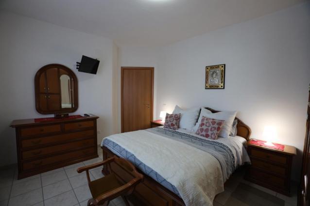 La Casa Del Gelso Fiorito Appartement Eboli Buitenkant foto